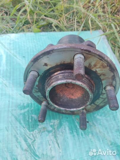 Задний правый ступичный подшипник всборе mazda 3bl