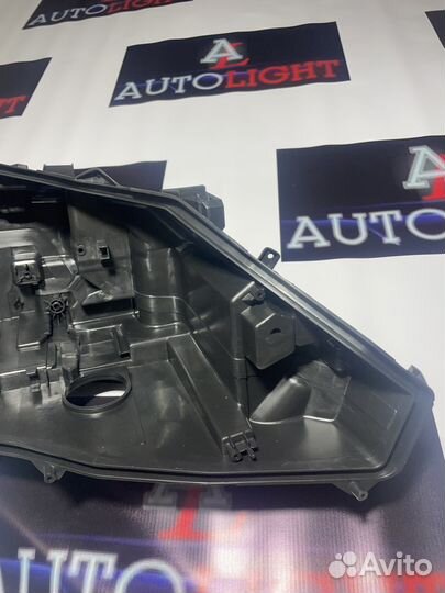 Корпуса фар Lexus LX570 2015 - 2022 рестайлинг 2