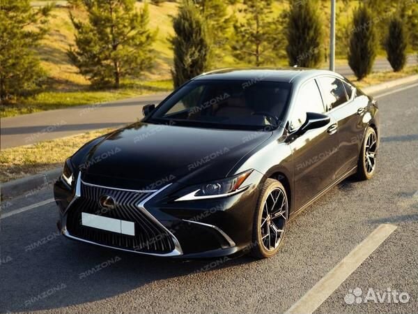 Литые диски AN1017 R19 на Lexus ES