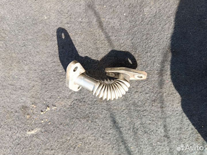 Трубка слива масла с турбины Опель Астра h