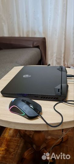 Мощный игровой ноутбук с подсветкой клавиатуры