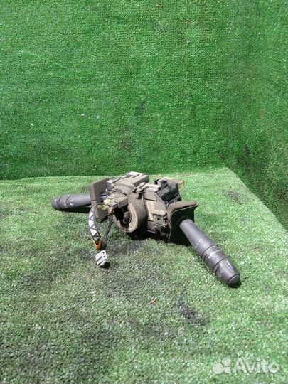 Переключатель подрулевой Renault Laguna