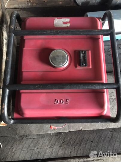 Бензиновый генератор, бензогенератор DDE DPG7201Ei