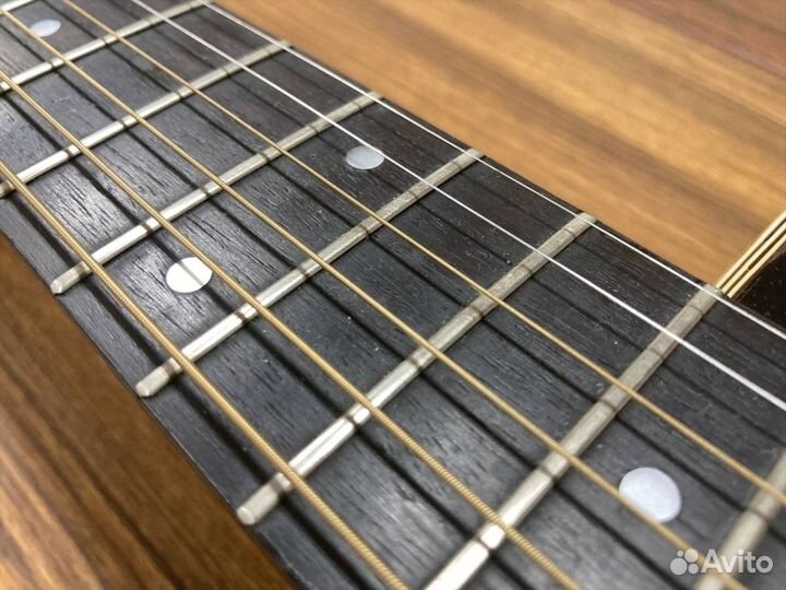 Акустическая гитара Yamaki Deluxe Folk, 1972 год