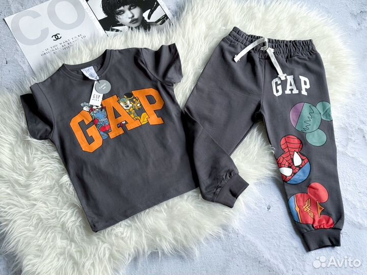 Костюм детский GAP marvel новый от 92 до 122