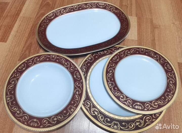 Столовый сервиз 19 предметов