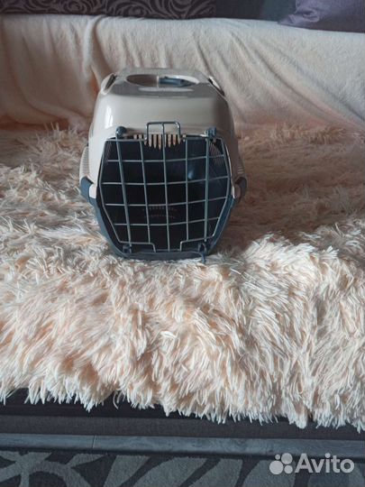 Переноска для кошек пластиковая