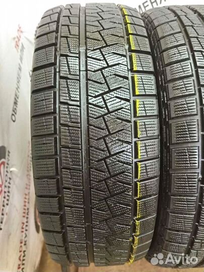 Pirelli Ice Asimmetrico 205/55 R16 91Q