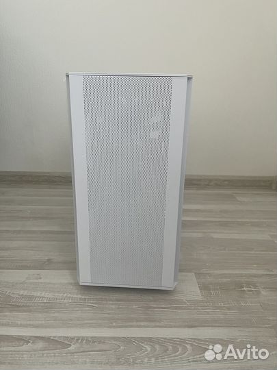 Корпус (новый)montech AIR 100(argb)