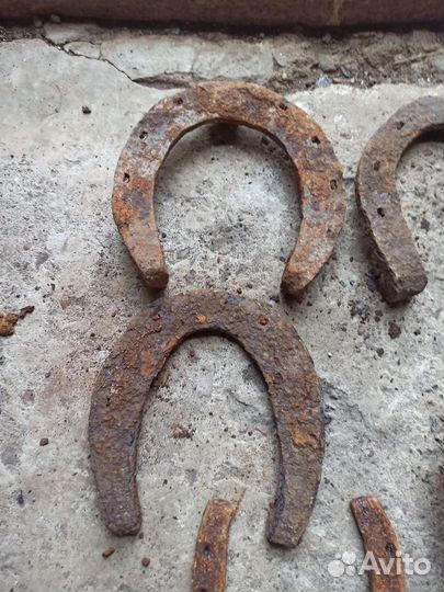 Подковы старинные, 11 штук