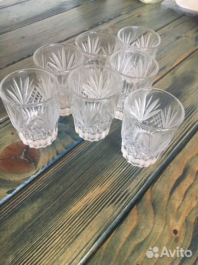 Стопки стеклянные, рюмки