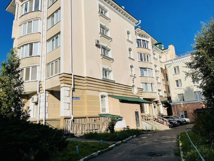 2-к. квартира, 65,8 м², 2/5 эт.