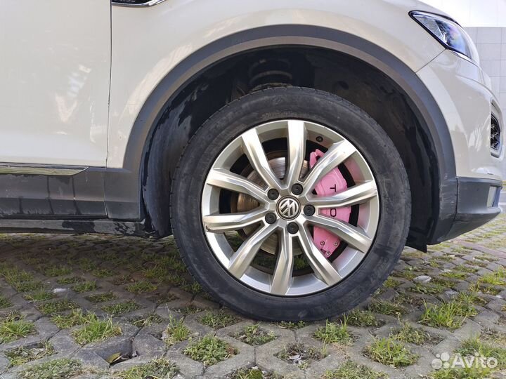 Алюминиевые накладки на суппорта Volkswagen T-Rock