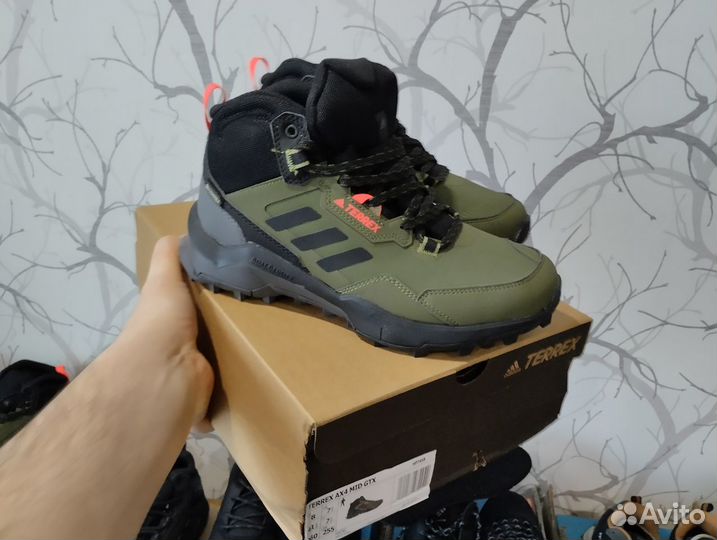 Кроссовки 40-45 Adidas Terrex AX4 зимние