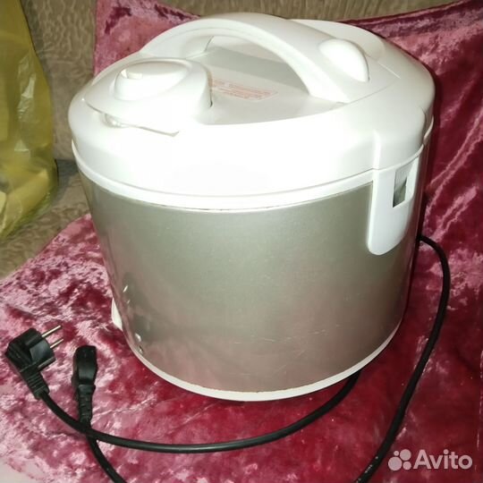 Мультиварка-пароварка