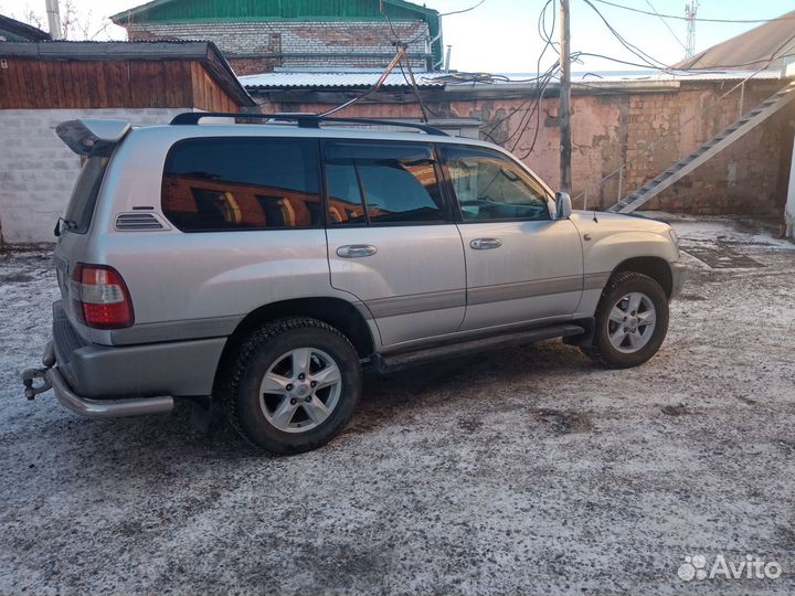 Toyota Land Cruiser 4.2 МТ, 2006, 389 100 км
