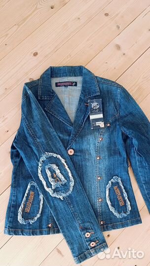 Джинсовая куртка