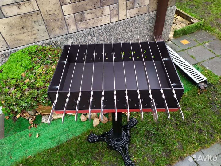 Мангал поворотный 