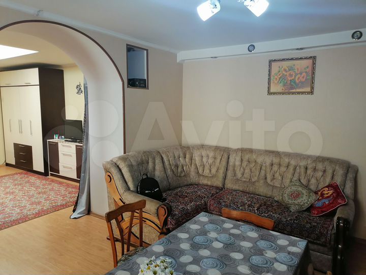 1-к. квартира, 60 м², 1/2 эт.