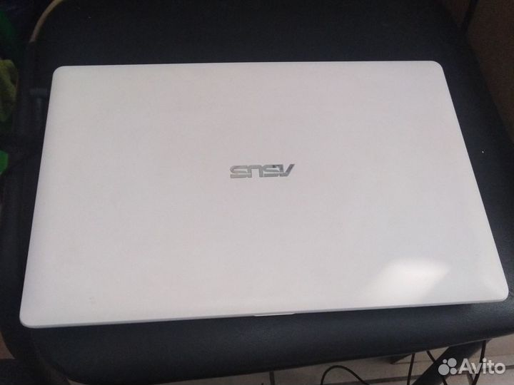 Asus X200CA нетбук