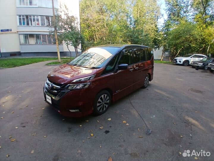 Nissan Serena 2.0 CVT, 2017, 124 900 км