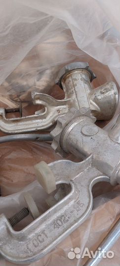 Мясорубка механическая