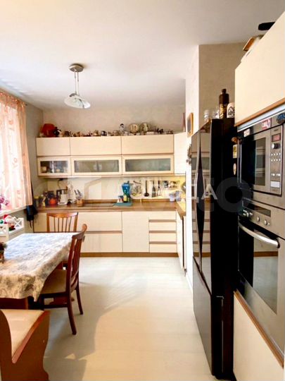 6-к. квартира, 145 м², 10/22 эт.