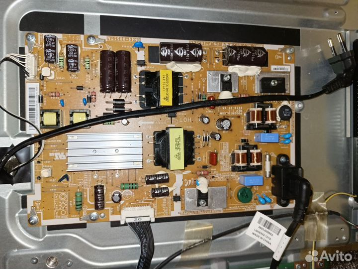 Телевизор Samsung UE32ES6100W на запчасти