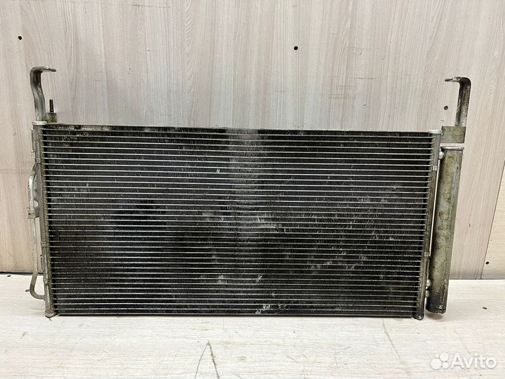 Радиатор кондиционера Hyundai Santa Fe 1