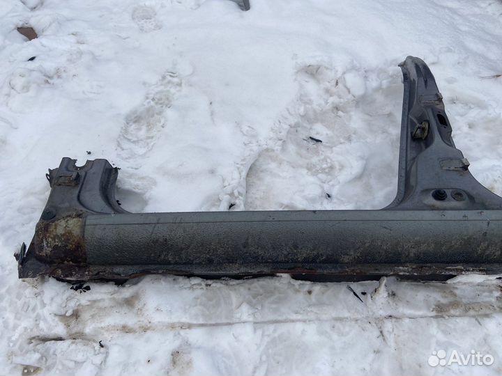 Порог левый Renault symbol 1