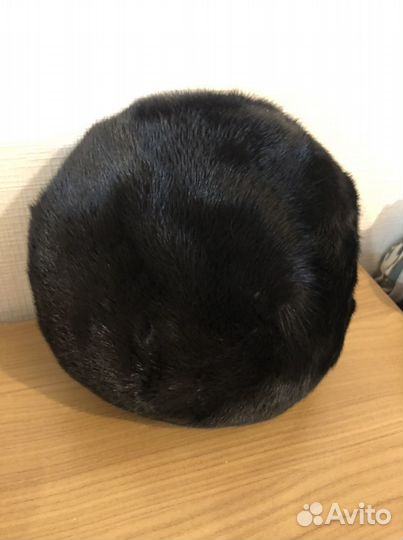 Шапка берет норковый