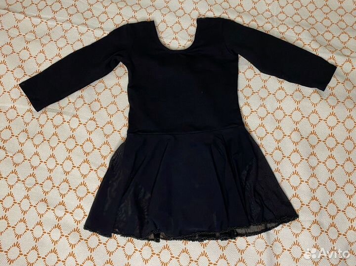 Купальник с юбочкой для танцев и легинсы