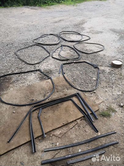 Резинки дверей infiniti ex35 ex37 ex25