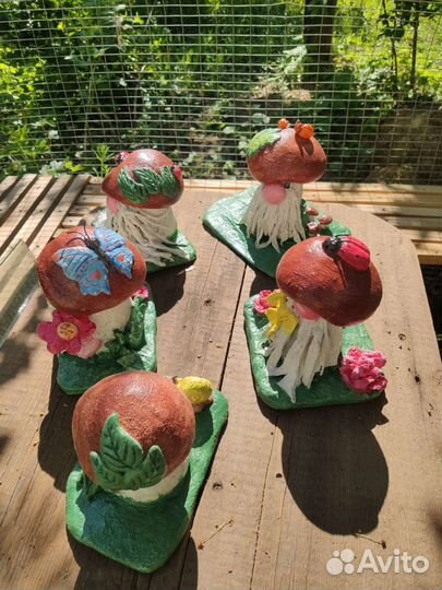 Садовые фигурки из бетона