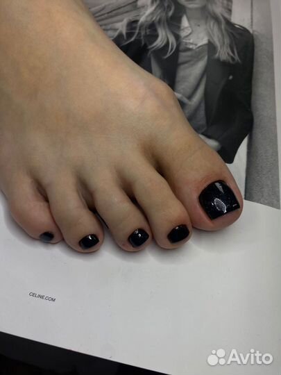 Маникюр, педикюр