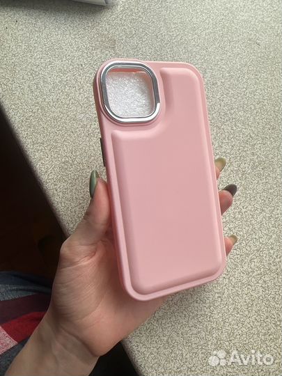 Чехол на iPhone 14