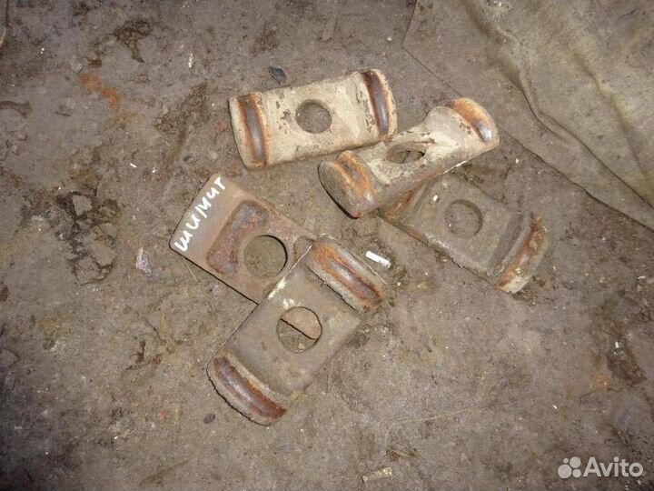 Подкладка стремянок рессоры передней BPW ECO 1996