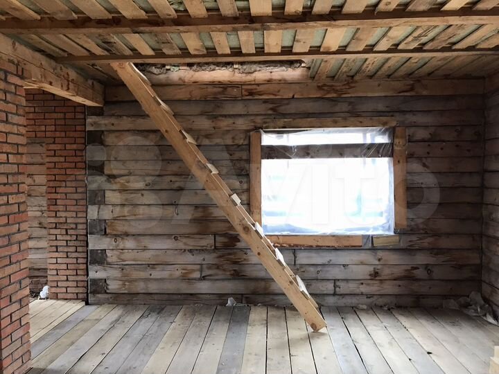 Дом 100 м² на участке 1 сот.