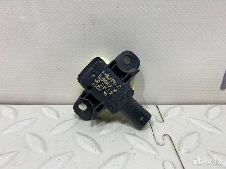 Датчик удара на дверь Mercedes Gle-Coupe C292 3.5