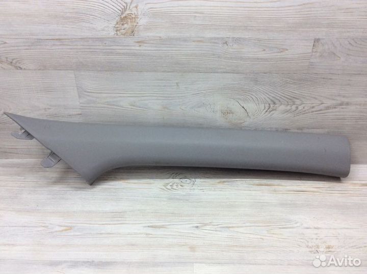 Обшивка стойки передняя правая Hyundai Solaris