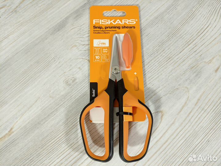 Ножницы для травы SP15 Solid Fiskars 1051602