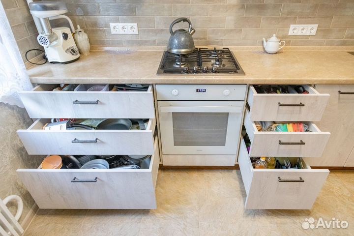 Кухня (цена за всю кухню)km-37191