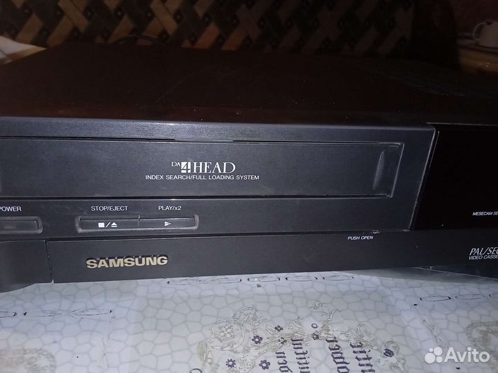 Видеомагнитофон