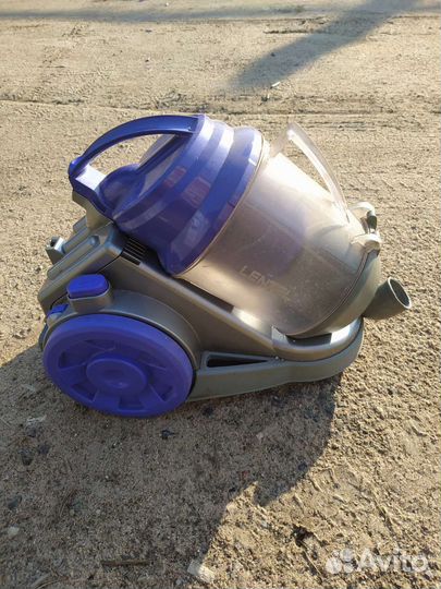 Пылесос Vitek