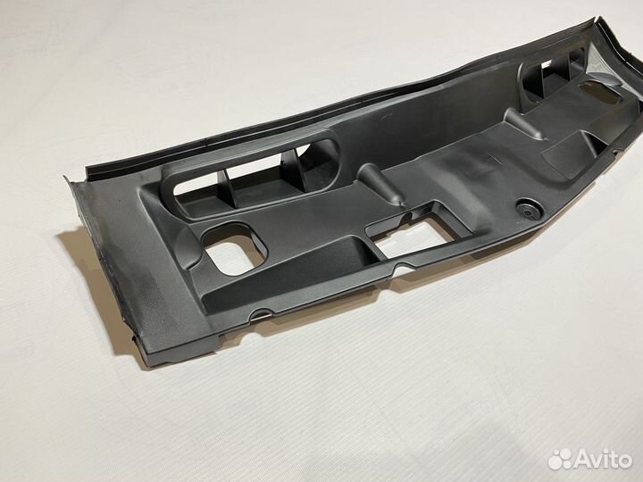 Воздуховод радиатора Mercedes W204