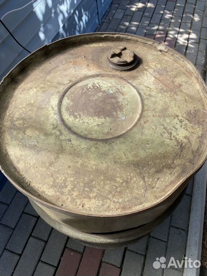 Бочка толстостенная 200л под солярку