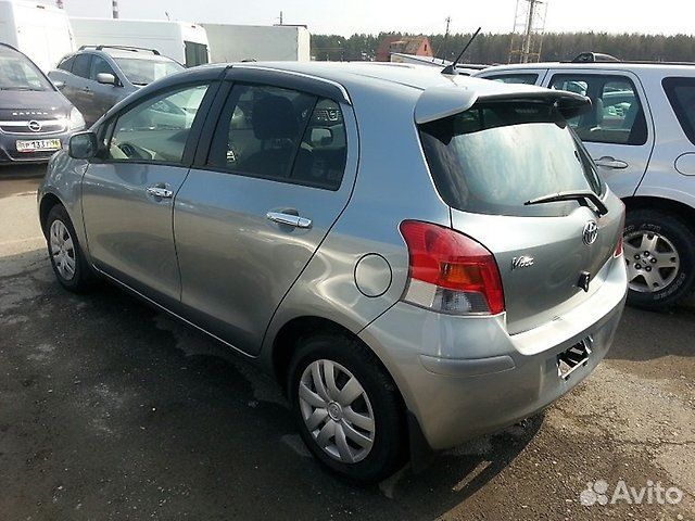 Лобовoe стеклo Toyota Vitz XP90 Установка