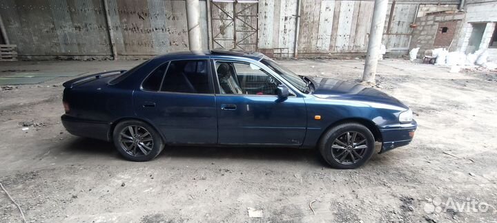 Toyota Camry 3 AT, 1994, 308 000 км