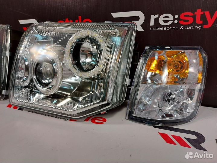 Фары Mitsubishi Pajero V32 1991-1997 LED