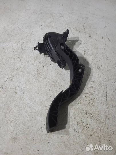 Педаль газа Audi A4 B5 1997 8D1723523E